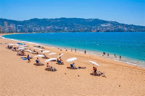 Acapulco Beach .